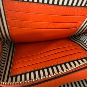 🍊🍊🤎🤍 Henri BENDEL belt wallet Tangerine Orange 100% pebble leather